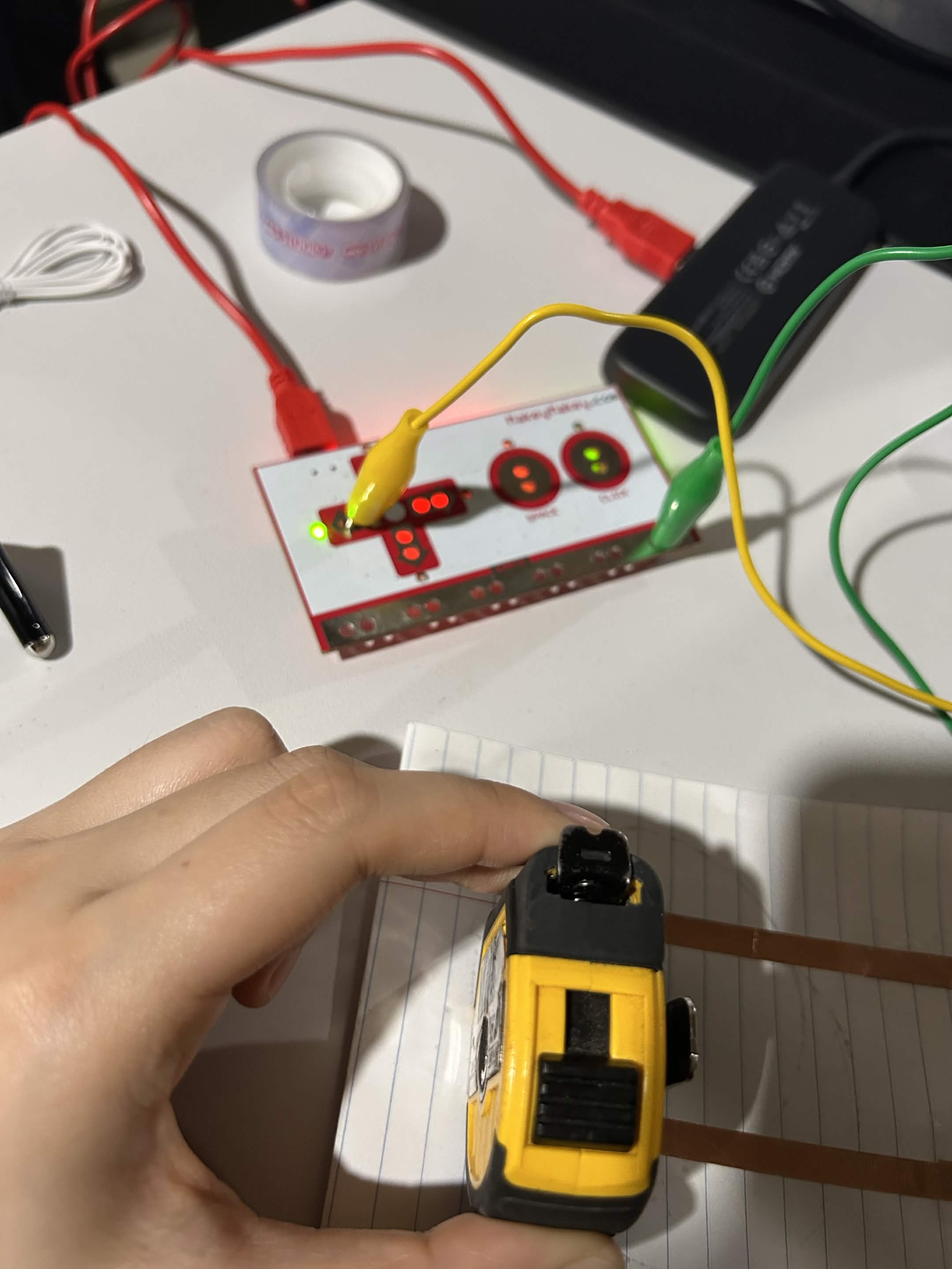 I closed the circuit with a measuring tape.