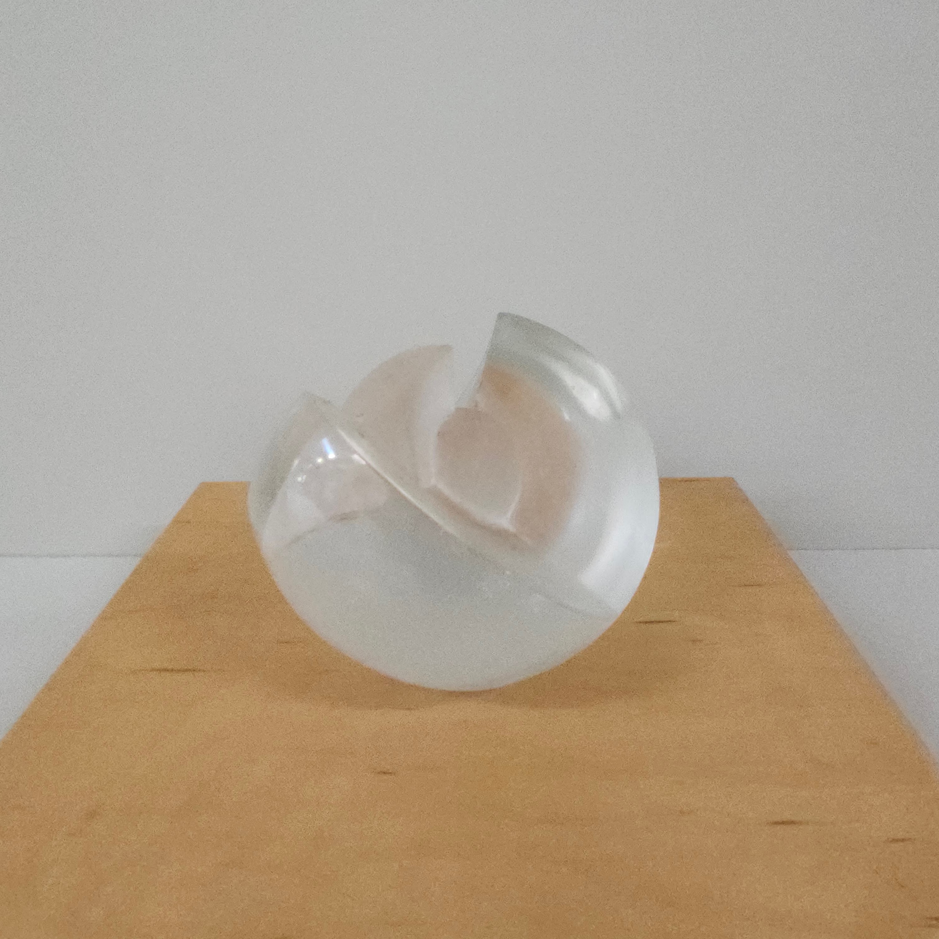 This piece of work uses glass as its primary material and is created by the Honours Bachelor of Craft and Design.